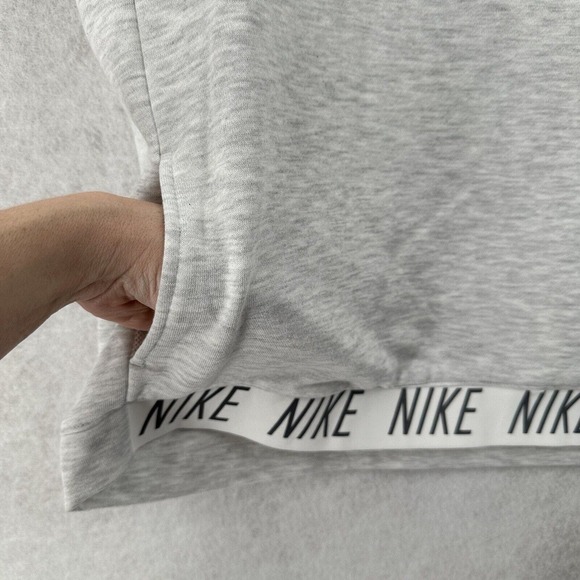 Nike Sweatshirt Women’s MEDIUM Gray Dri-Fit Turtleneck Pullover - Picture 5 of 9